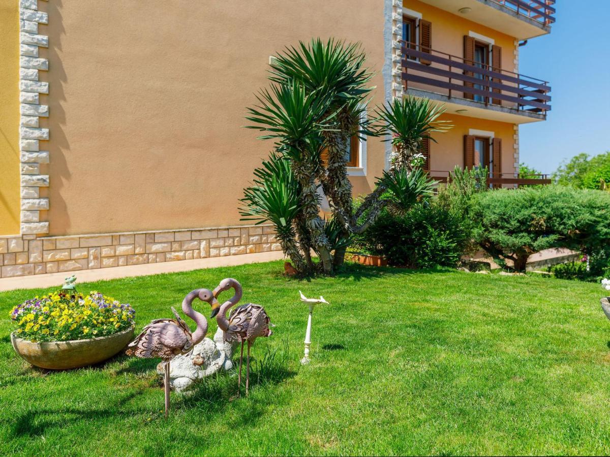 Apartment Tiziana-4 By Interhome Умаг Екстериор снимка